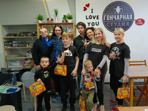 Фото #8 из альбома Яркий праздник детям!